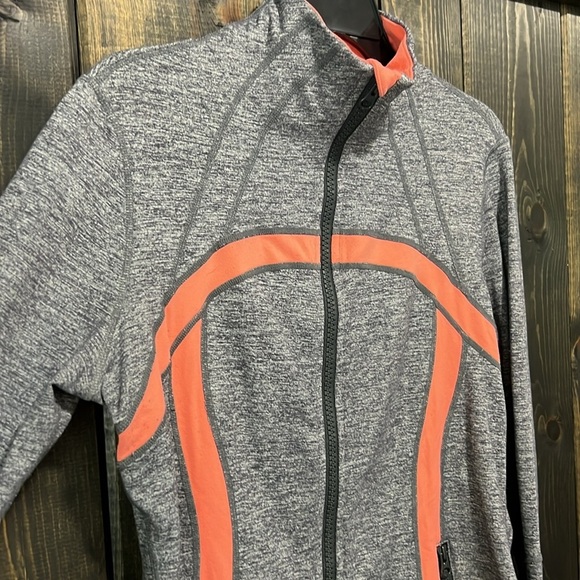 Lululemon Define Jacket 12 Full Zip Grey Logo Size Dot Pockets Fitted Athleisure - Picture 4 of 10